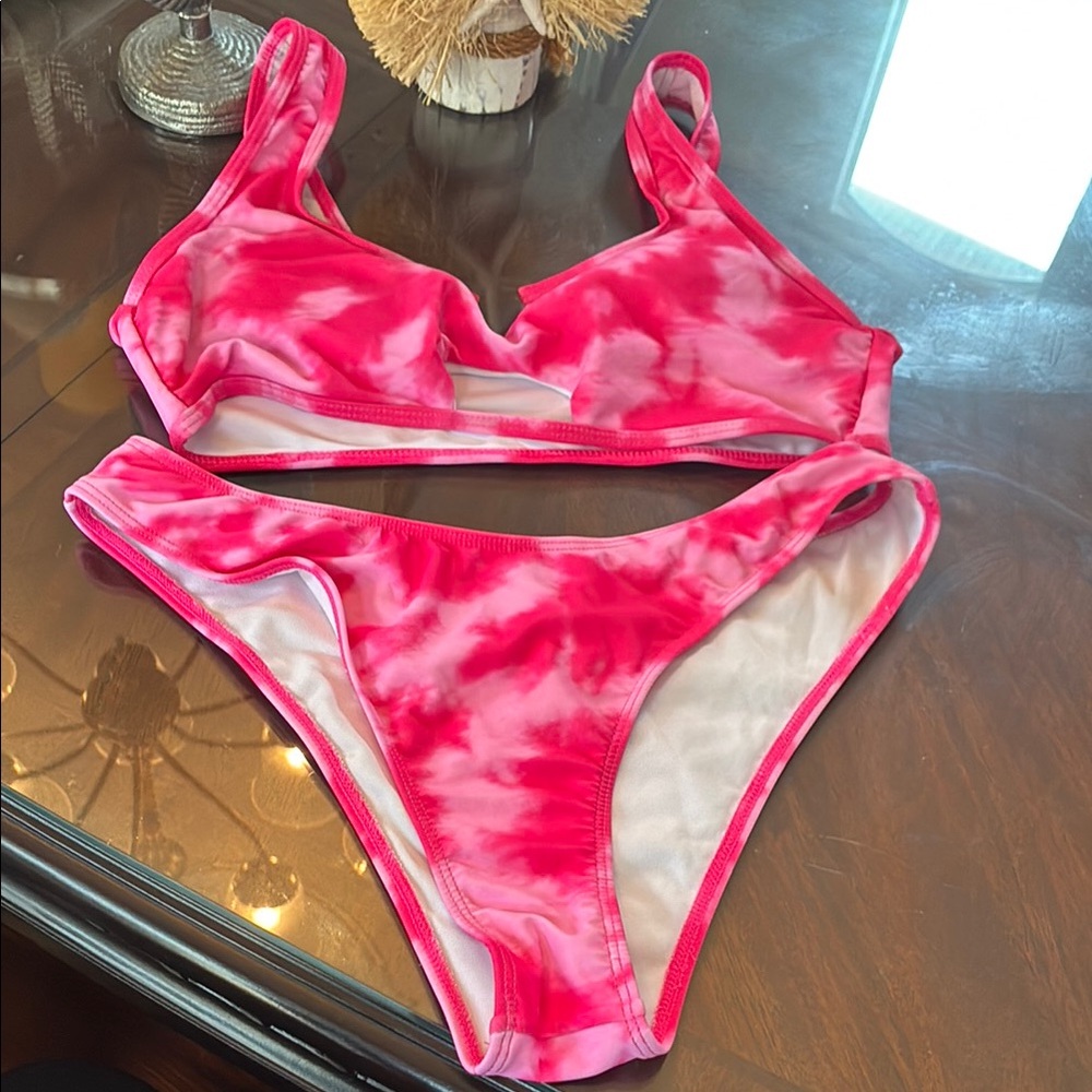 SHEIN Vibrant Pink Swimwear